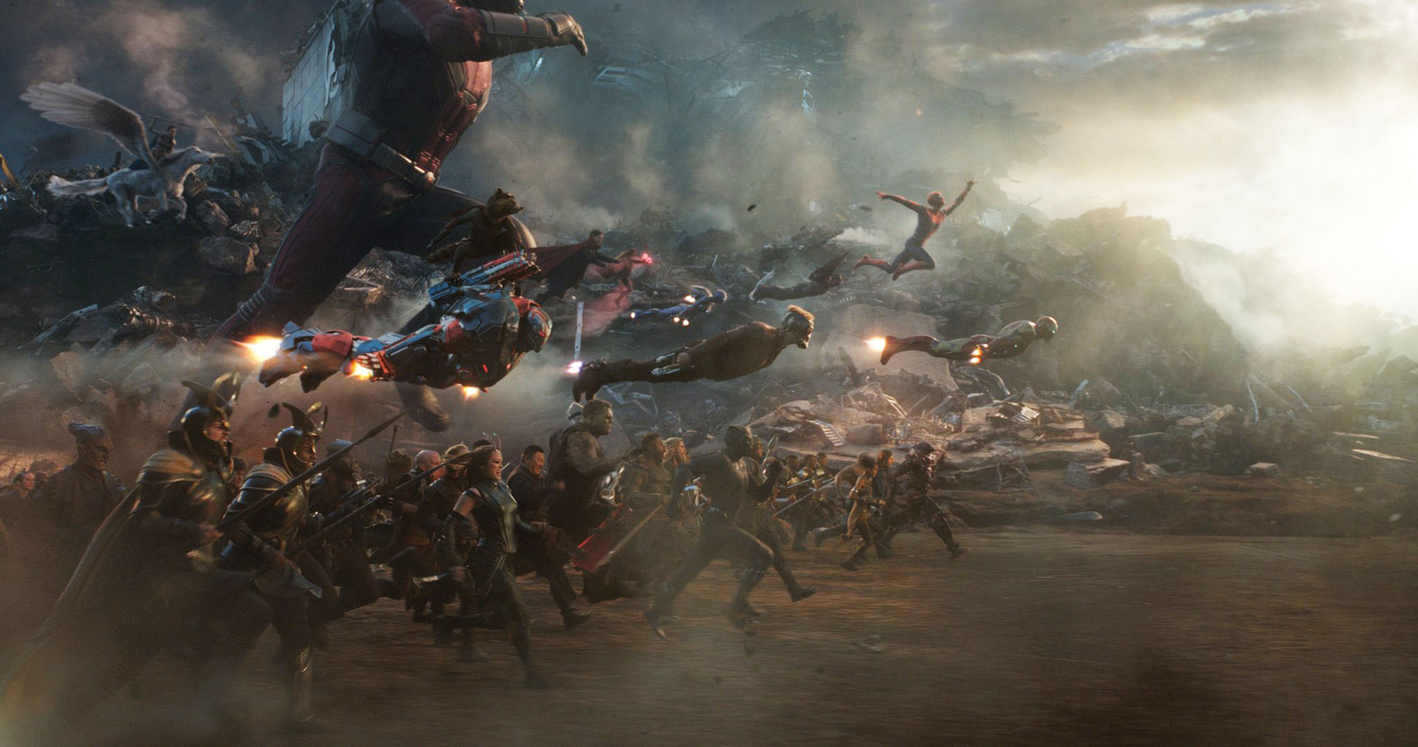 Avengers: Endgame từng có thời gian xác lập kỷ lục phim ăn khách nhất mọi thời đại khi được ra mắt vào năm 2019