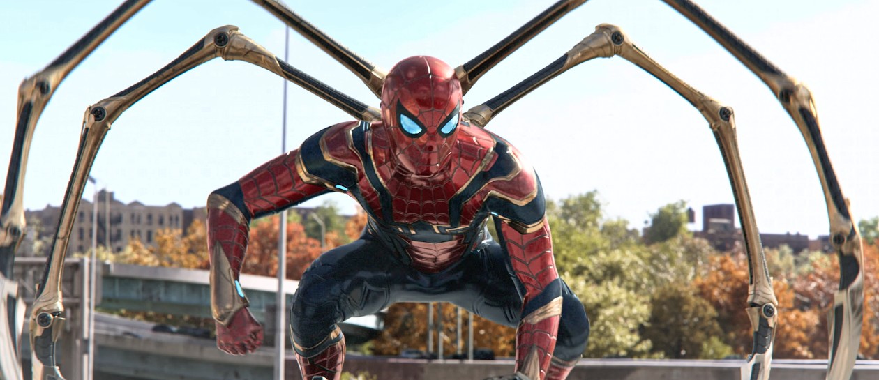 Spider-man: No Way Home là tác phẩm điện ảnh ăn khách nhất toàn cầu năm 2021