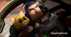 Phim hoạt hình khoa học viễn tưởng của Pixar - Lightyear tung trailer mới