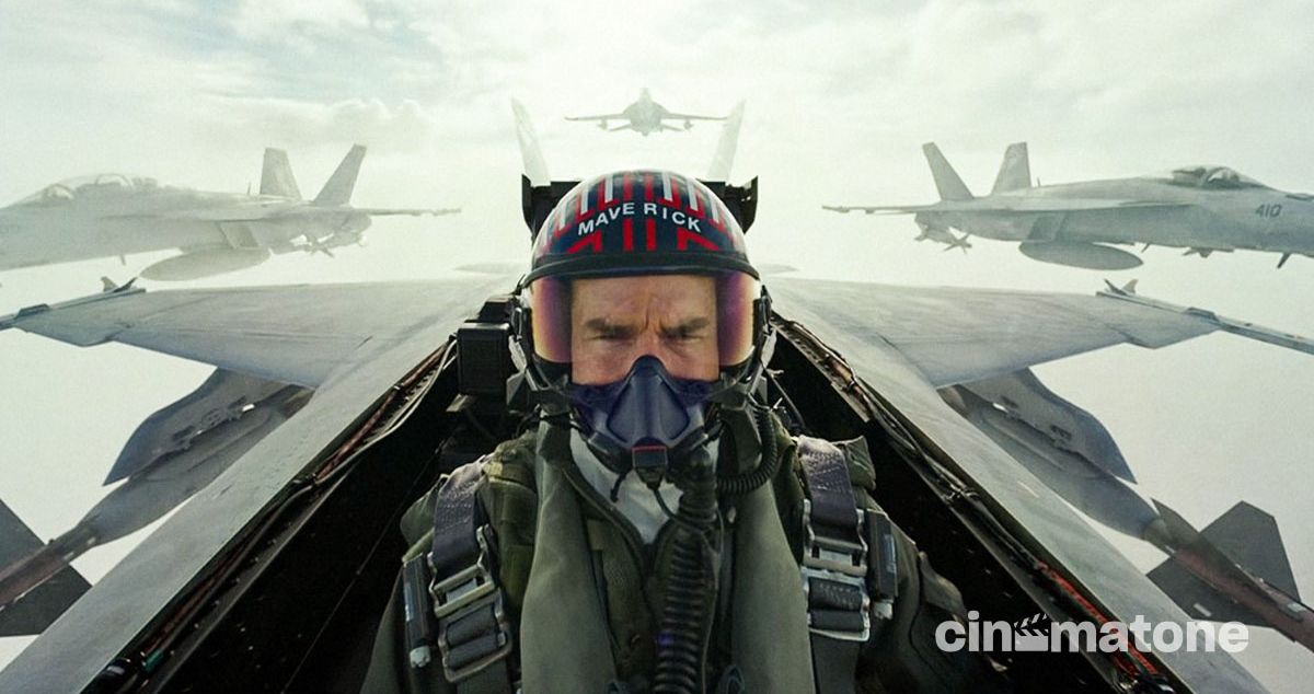 Trailer 4k của Top Gun: Maverick sẽ nhanh chóng đưa bạn đến trong buổi tập bay với những cảnh quay siêu thực và đầy mê hoặc. Những người hâm mộ sẽ được thưởng thức và cảm nhận sự quyến rũ của tay lái phi cơ huyền thoại - Tom Cruise.