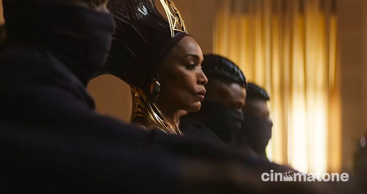 Black Panther: Wakanda Forever chấm dứt chuỗi tuần đứng đầu phòng vé của Black Adam