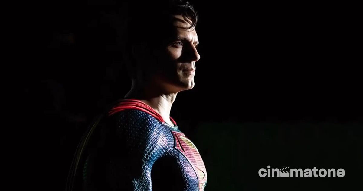 Henry Cavill sẽ kh&ocirc;ng trở lại với vai tr&ograve; Si&ecirc;u nh&acirc;n, James Gunn muốn t&aacute;i khởi động thương hiệu