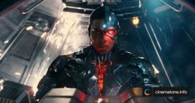 Ray Fisher cáo buộc cựu lãnh đạo DC đe dọa sự nghiệp của anh trong Justice League 2017