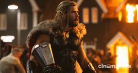 Thor: Love and Thunder đạt doanh thu mở màn khả quan, kinh phí sản xuất được hé lộ