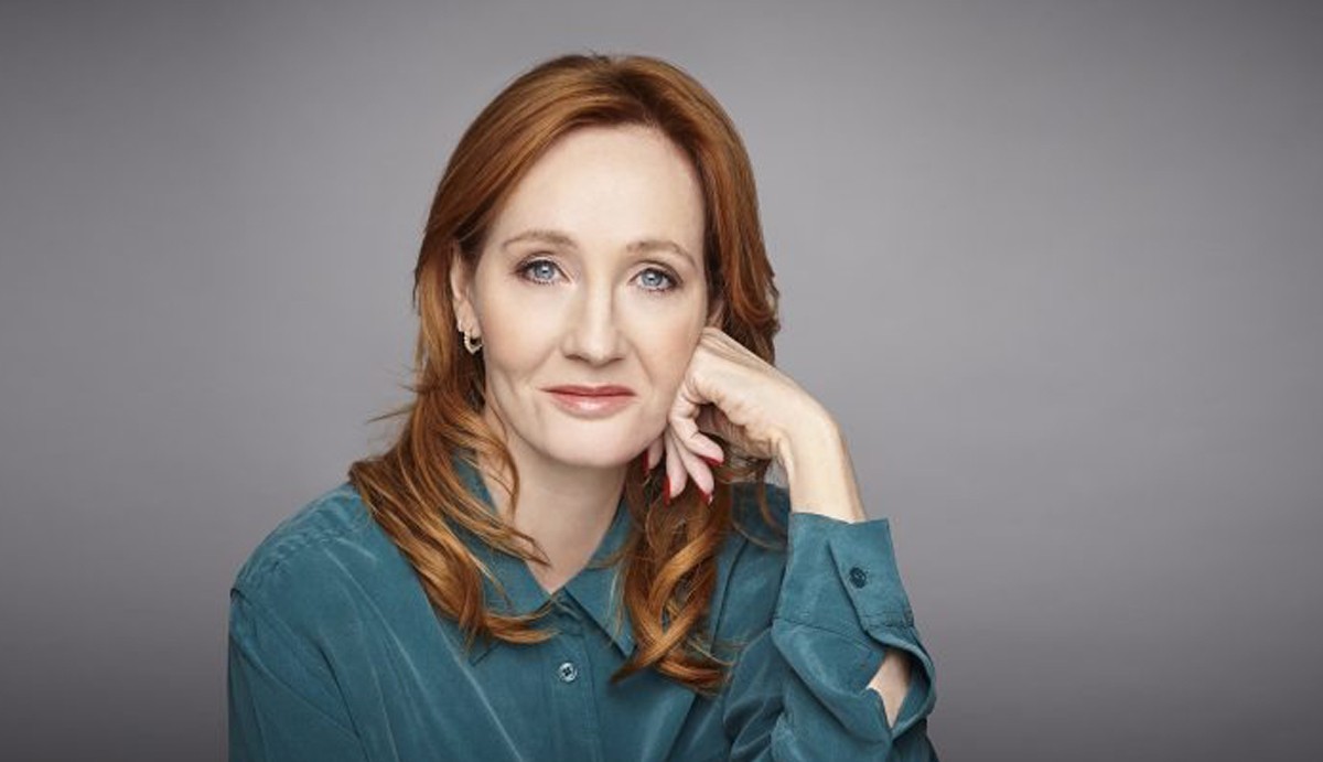 J K Rowling có nhiều quan điểm bị cho là bảo thủ và cực đoan. Ảnh: JKRowling