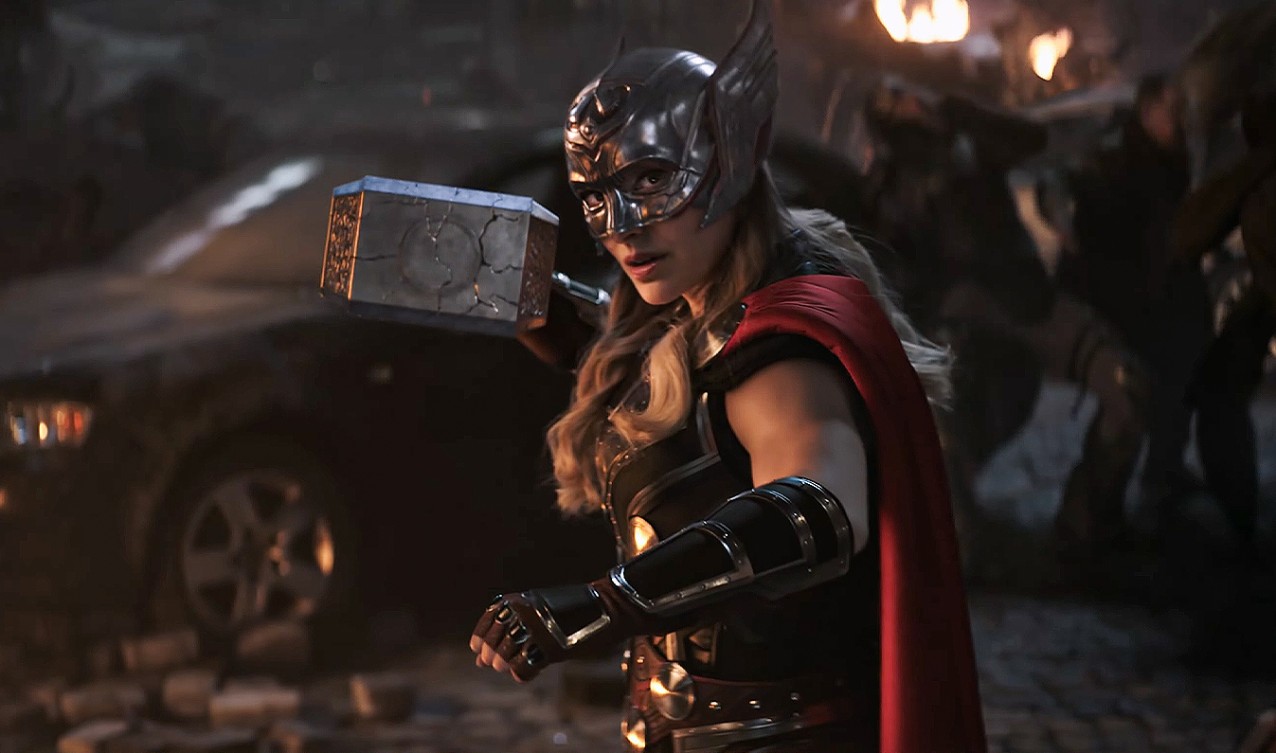 Valkyrie xuất hiện bên cạnh Jane Foster trong hình ảnh mới của Thor: Love and Thunder             [HOT]