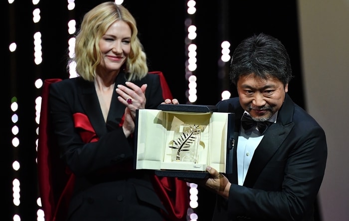 Đạo diễn Bong Joon-ho nhận được giải thưởng Cành Cọ Vàng năm 2018