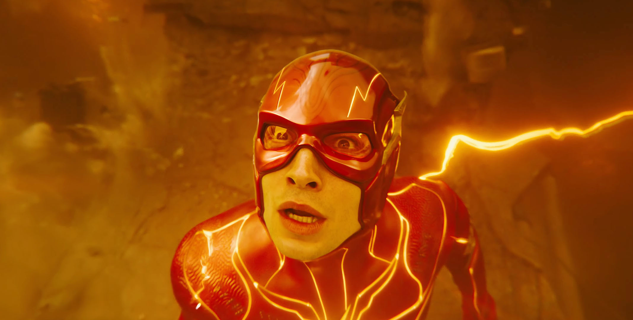 The Flash không thể tạo nên kỳ tích cho DCEU