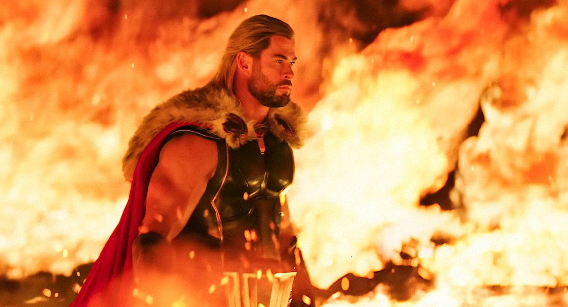 Chris Hemsworth trở lại trong phần phim độc lập thứ 4 về Thor