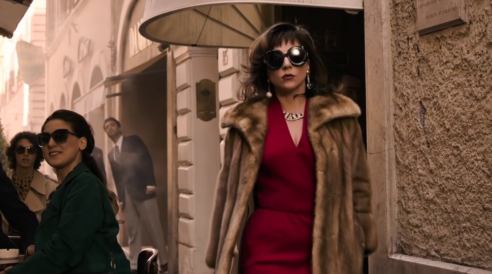 Lady Gaga vào vai nhân vật Góa Phụ Đen Patrizia Reggiani