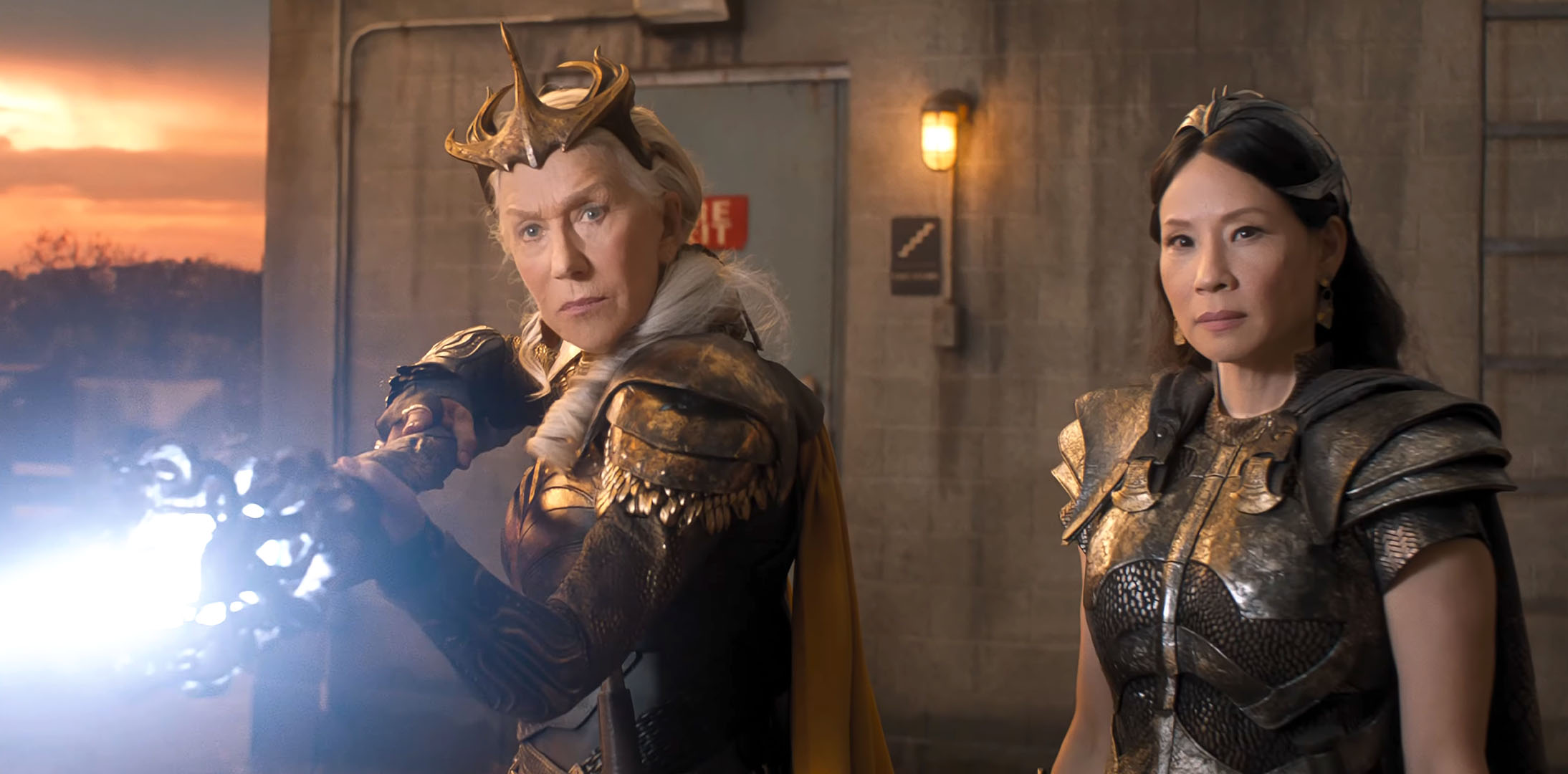 Hai ngôi sao Helen Mirren và Lucy Liu đảm nhận vai phản diện trong Shazam!  Fury of The Gods