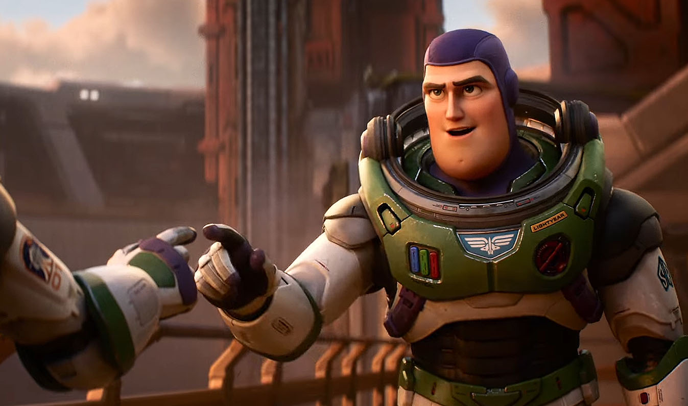 Hình ảnh bộ đồ phi hành gia của Lightyear